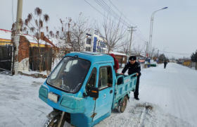 冰城公安：在风雪中温情救援 绘就冬日最暖画卷